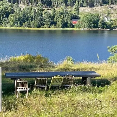 Idyllic Lake House Hemnes
